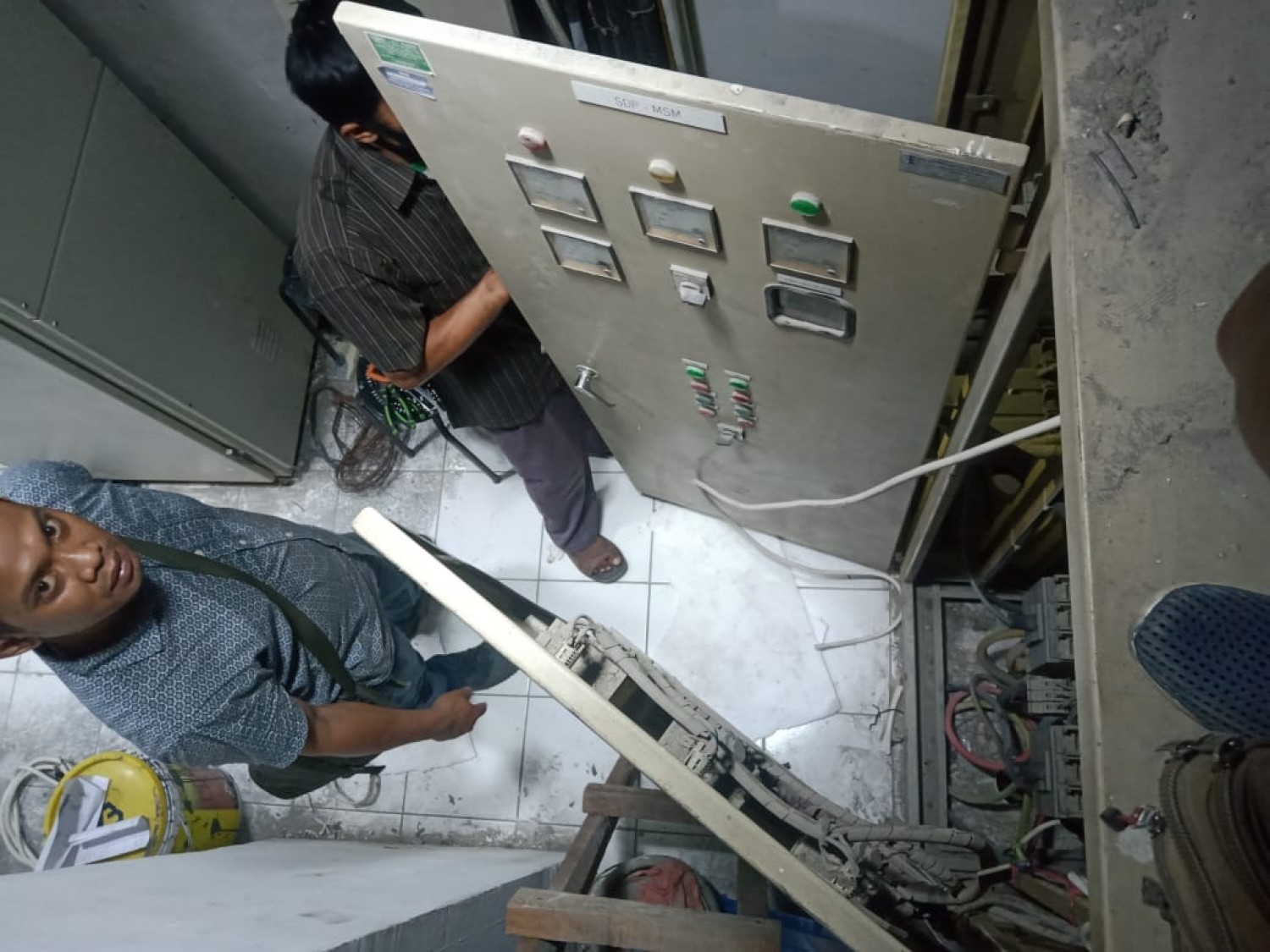 10 Toko Alat Listrik terdekat Kramat Jati