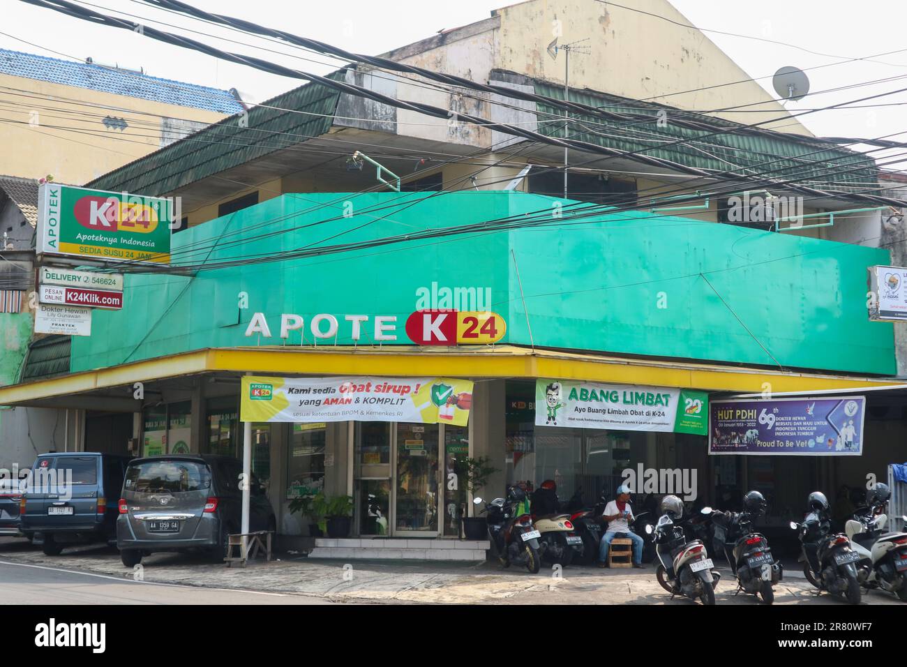 10 Apotek K 24 dekat Gambir